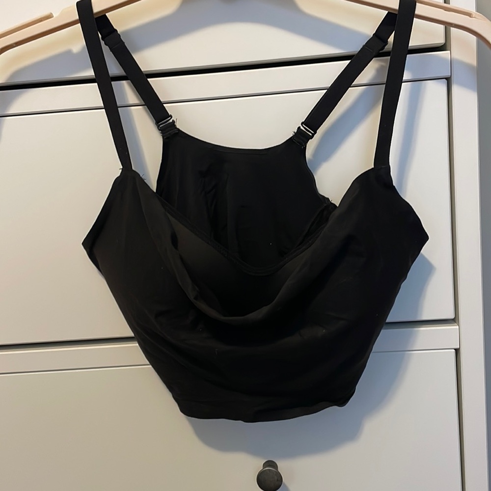 Balance moxie bra in midnight (like new!)
